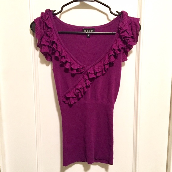 Bebe Ruffle V-Neck Top Size Small - Picture 2 of 4