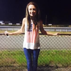 Meet your Posher, Ana