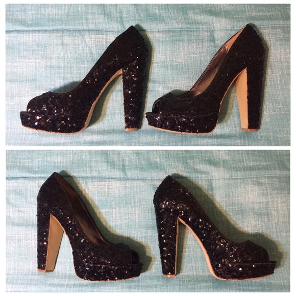 Steve Madden Platform Pumps