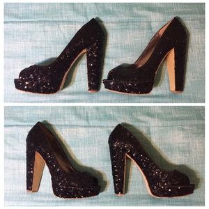 Steve Madden Platform Pumps