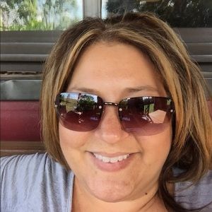 Meet your Posher, Christa