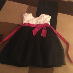 Toddler dress very formal!
