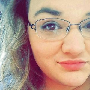 Meet your Posher, Whitney