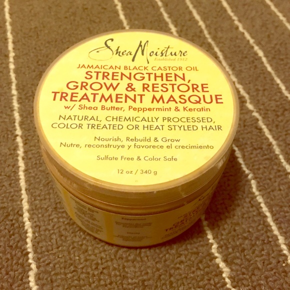 She's Moisture Jamaican Black Castor Oil