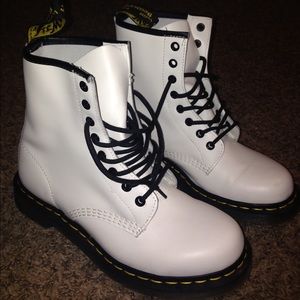 REDUCED PRICE - Dr. Martens