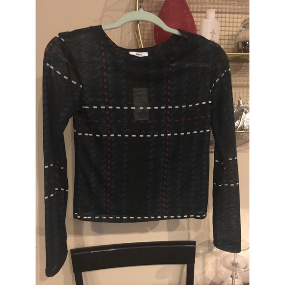 Brand new with tags Bar III Top - Picture 3 of 3