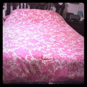 Tommy Hilfiger Queen comforter