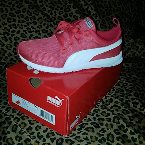 Puma Sneakers