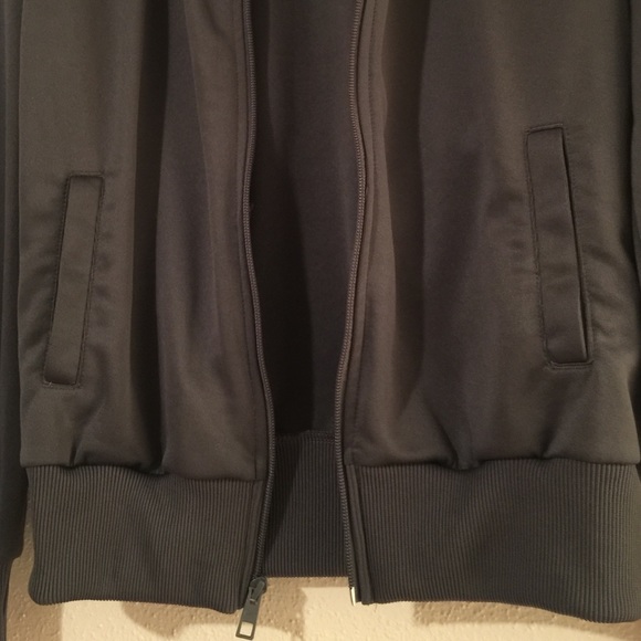 Nike Track Suit Zip-up Jacket - Picture 3 of 4