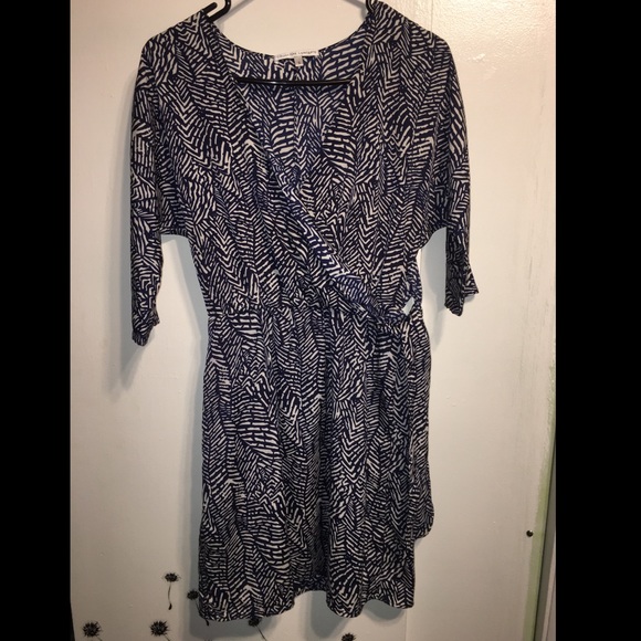 Collective Concepts Quarter Sleeved Dress - Picture 1 of 3