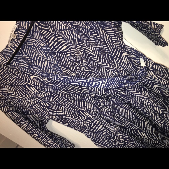 Collective Concepts Quarter Sleeved Dress - Picture 2 of 3