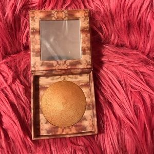 Urban Decay Naked Pallet illuminator