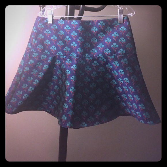 Floral print skirt