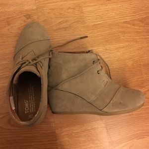 TOMS Taupe Suede Wedge