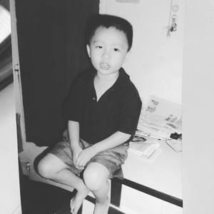 Meet your Posher, Hy