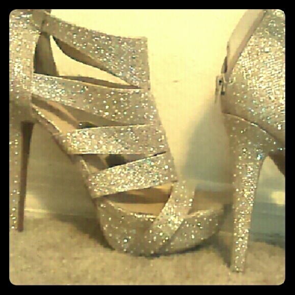 Beautiful Sparkling heels