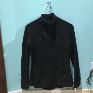 black lululemon jacket