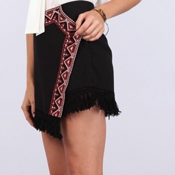 ❤ Tribal Skort ❤ - Picture 5 of 7