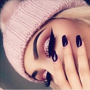 Meet your Posher, Norma