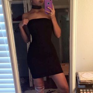 black strapless dress