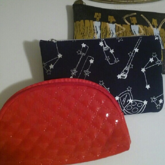 ✨ donating 4\14✨ - Picture 3 of 3