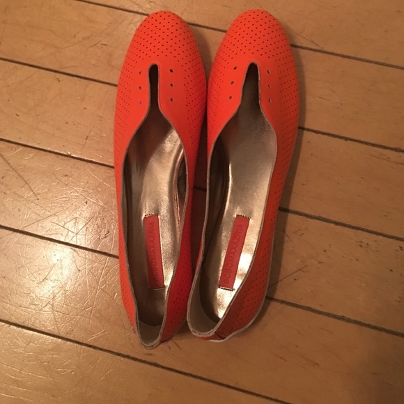 Flats - Picture 3 of 4