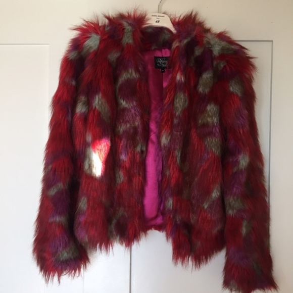 Fun faux fur jacket - Picture 5 of 7