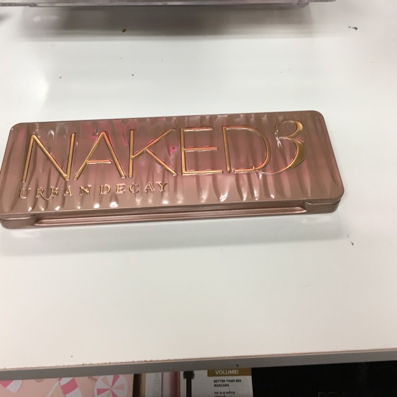 Naked 3 - Picture 2 of 2