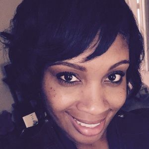 Meet your Posher, Takeisha