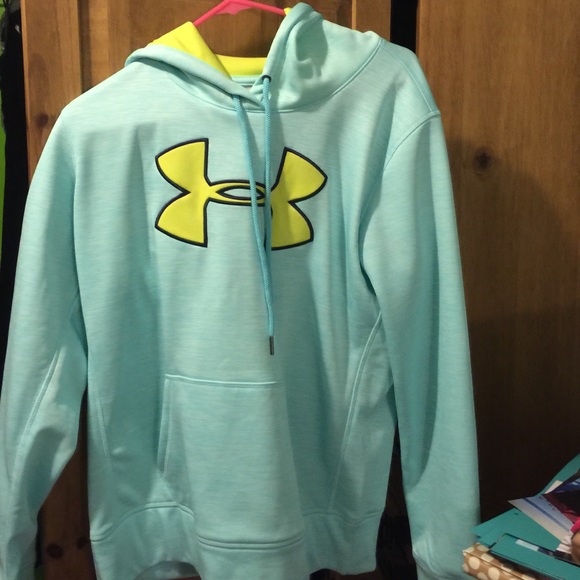 Under Armour hoodie w/tags