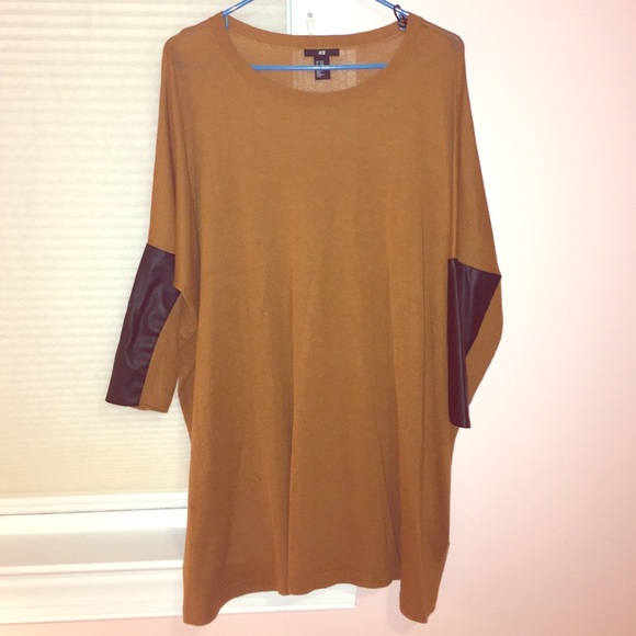 Camel sweater with leather detail