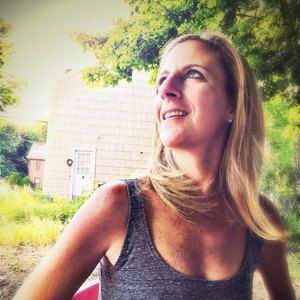 Meet your Posher, Courtney