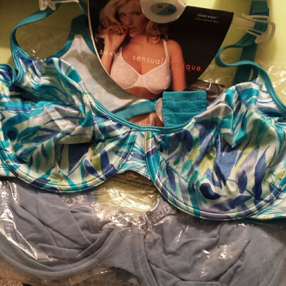 2 Lane Bryant bras 44dd