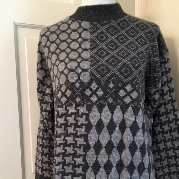 American Pride Sweater - Picture 3 of 4