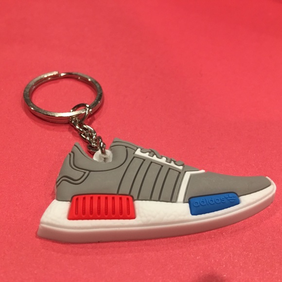Adidas MMD R1 Keychain - Picture 3 of 3