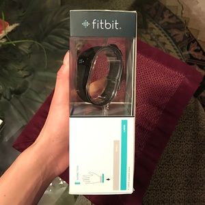 Fit bit Charge HR black brand new