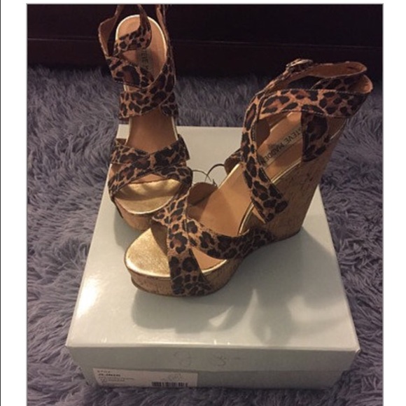 Steve Madden leopard wedges