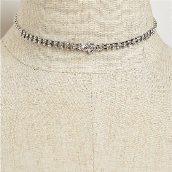 Rhinestones Choker