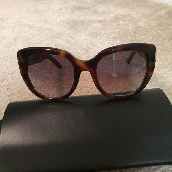 Saint Laurent sunglasses - Picture 1 of 4