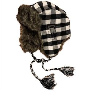 American Eagle: Plaid Fur Hat With Earflaps