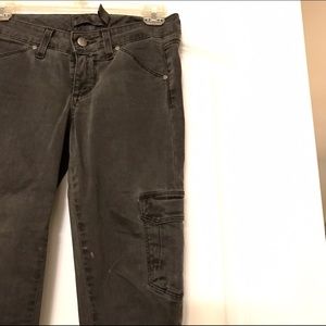 🚩🆕 • Paige Cargo-style Grey Jeans