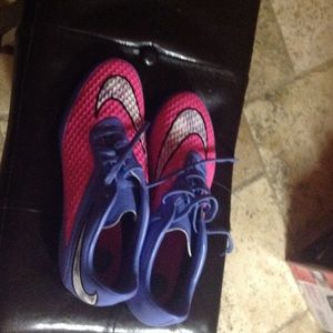 Cleats Nike size 8