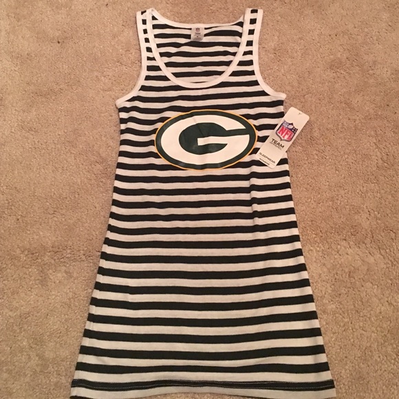New Medium Green Bay packers tank top.