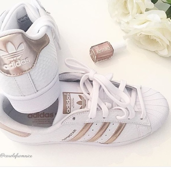 le adidas superstar poshmark rose d'oro le adidas superstar poshmark rose d'oro