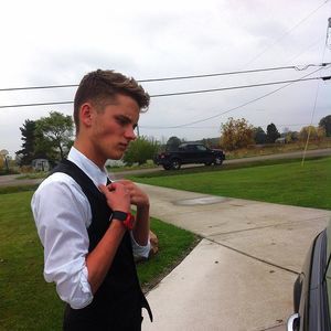 Meet your Posher, Connar