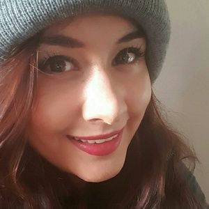 Meet your Posher, Angelina