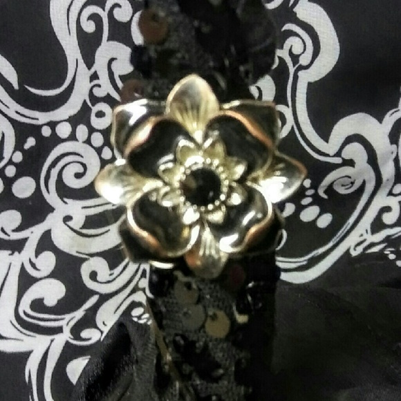 Vintage 1960s Ladies Adjustable Ring