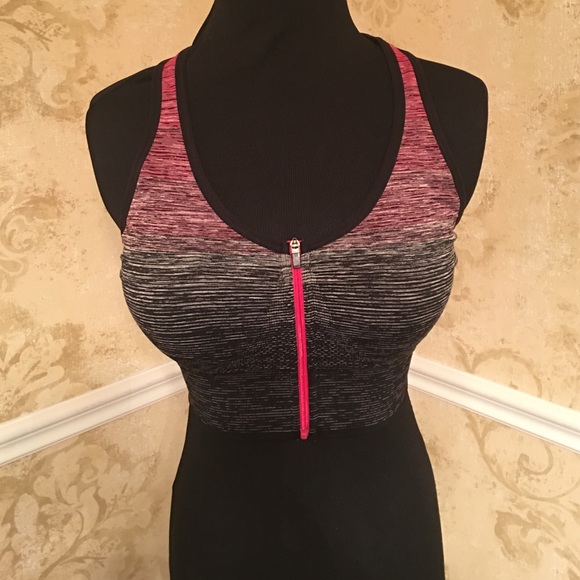 🚨Sold out🚨Electric yoga zip sports bra❄️ - Picture 2 of 3