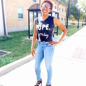 Meet your Posher, Shaneka