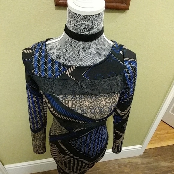 Dress - Picture 2 of 4